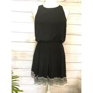 Eye Candy | Black Lace Trim Dress